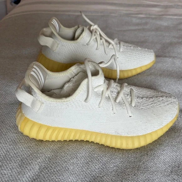 Size 7 1/2 - adidas Yeezy Boost 350 V2 Low White / Triple White - No Box - Picture 2 of 5